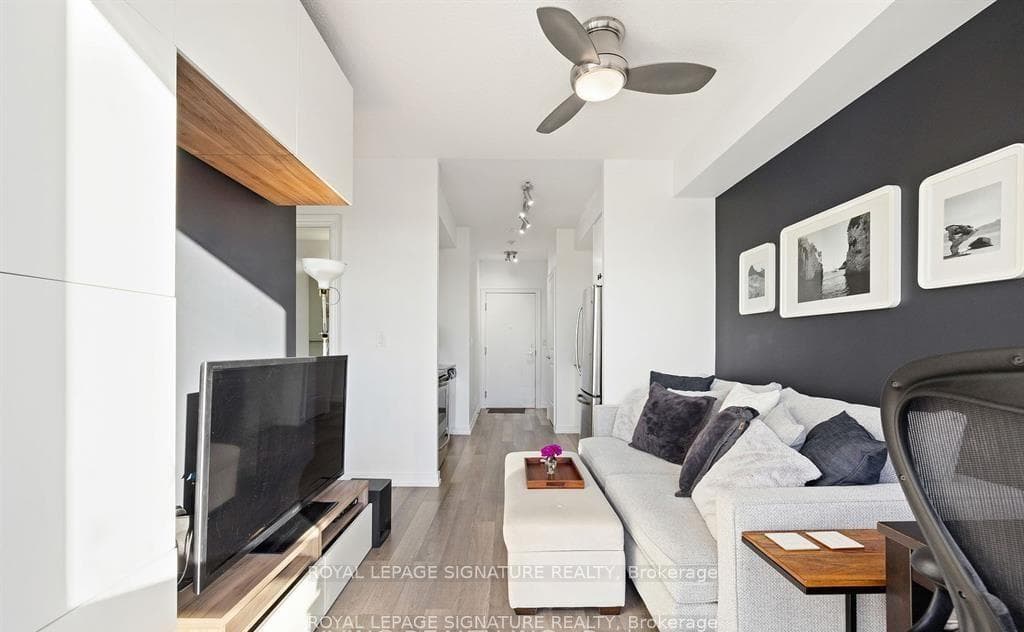 16 Brookers Lane Unit 1004 photo 8