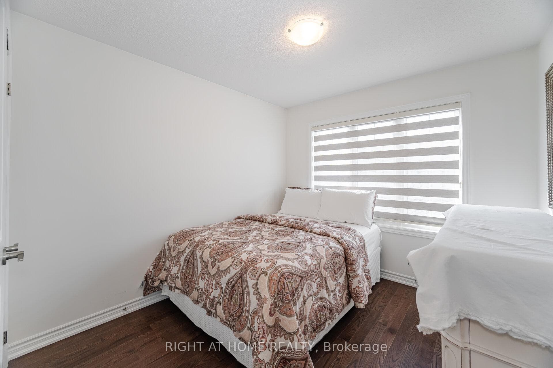 462 Celandine Terrace photo 28