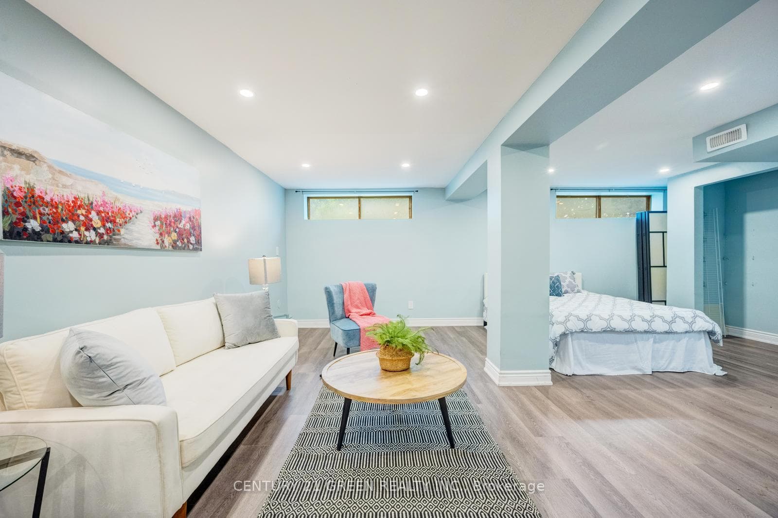 11 Burgby Avenue photo 35