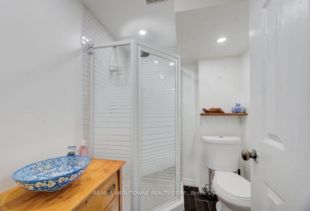 85 Huntingwood Crescent photo 14