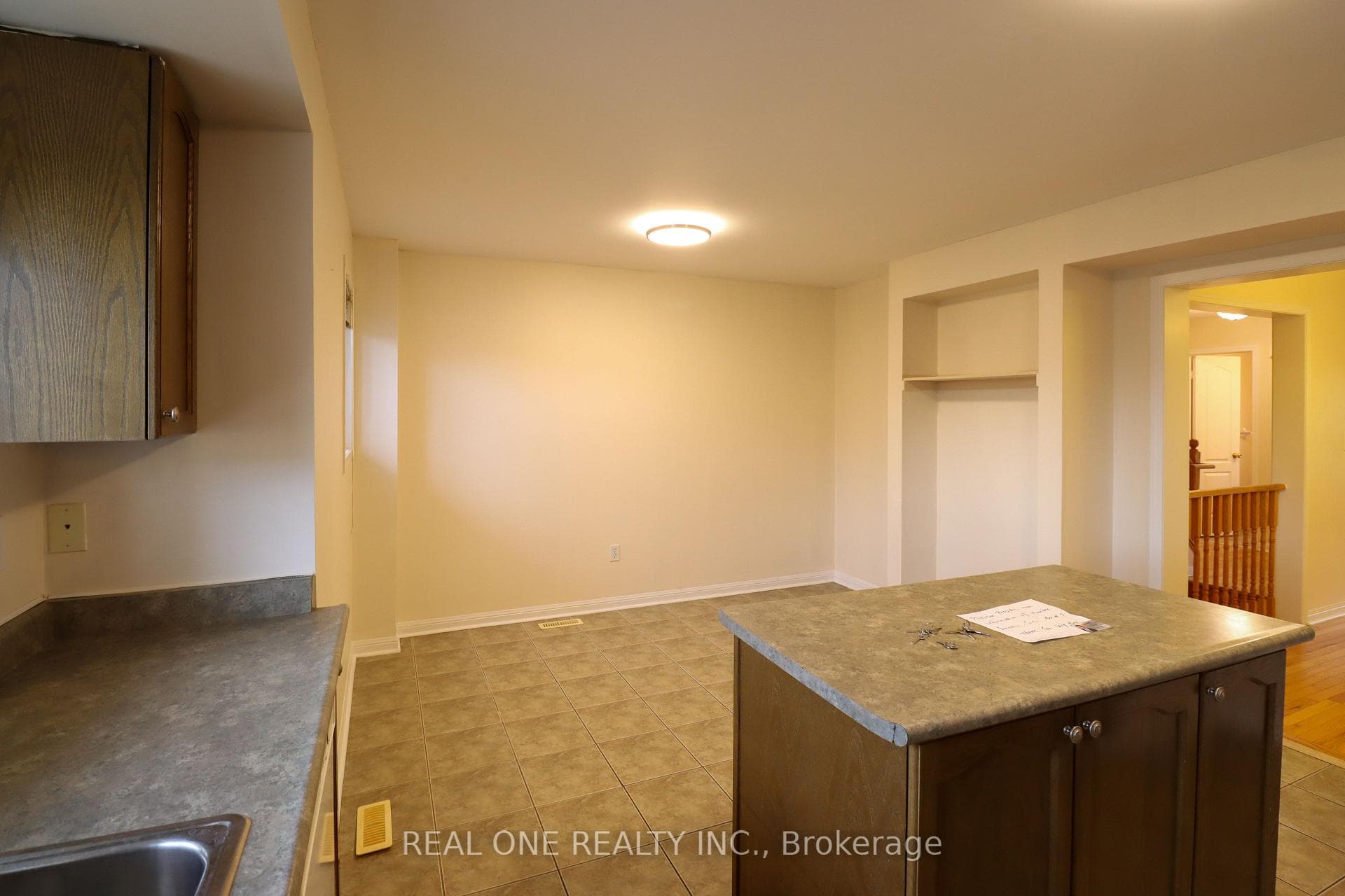 3045 Breakwater Court Unit 34 photo 11