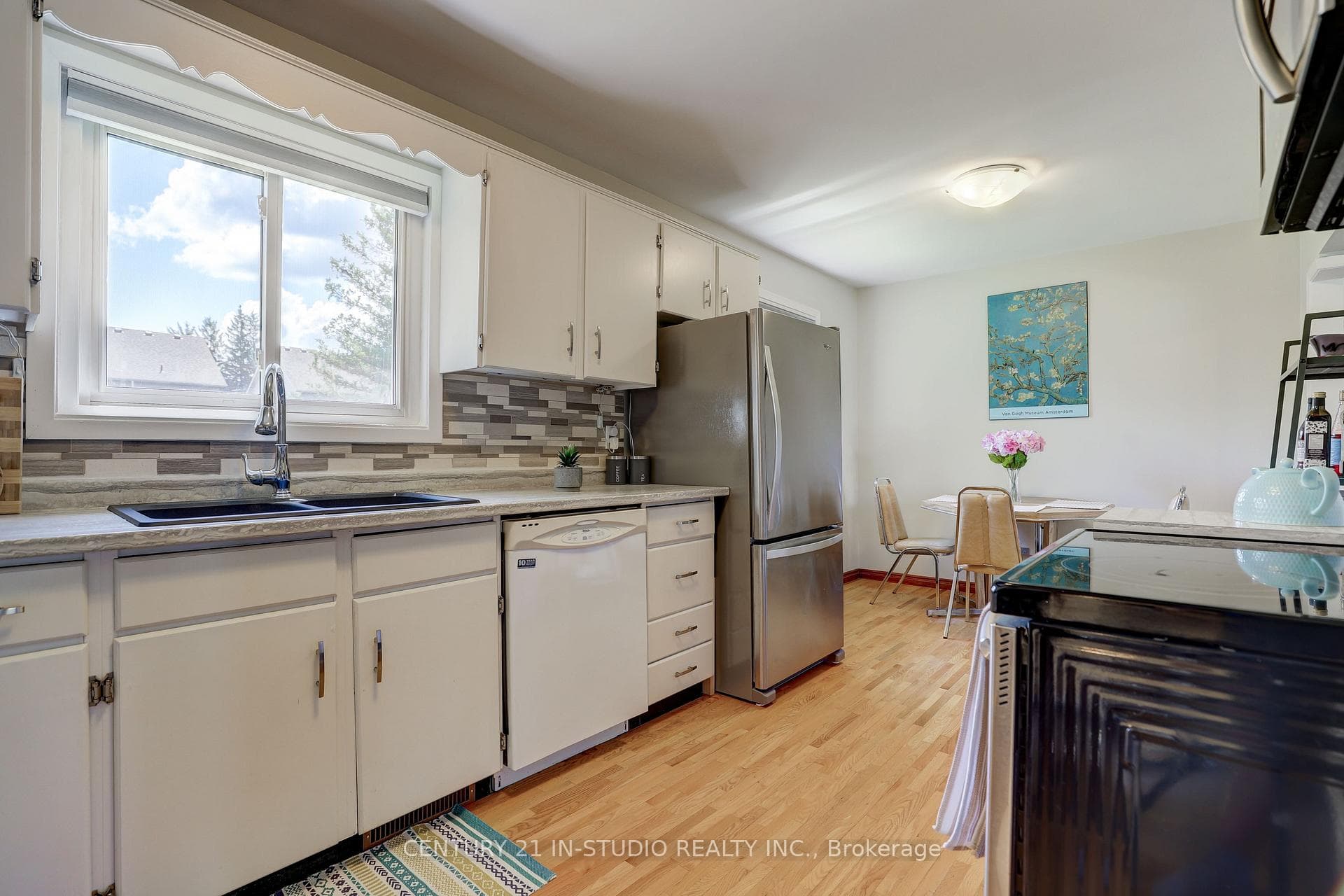 84 Grayview Drive photo 22