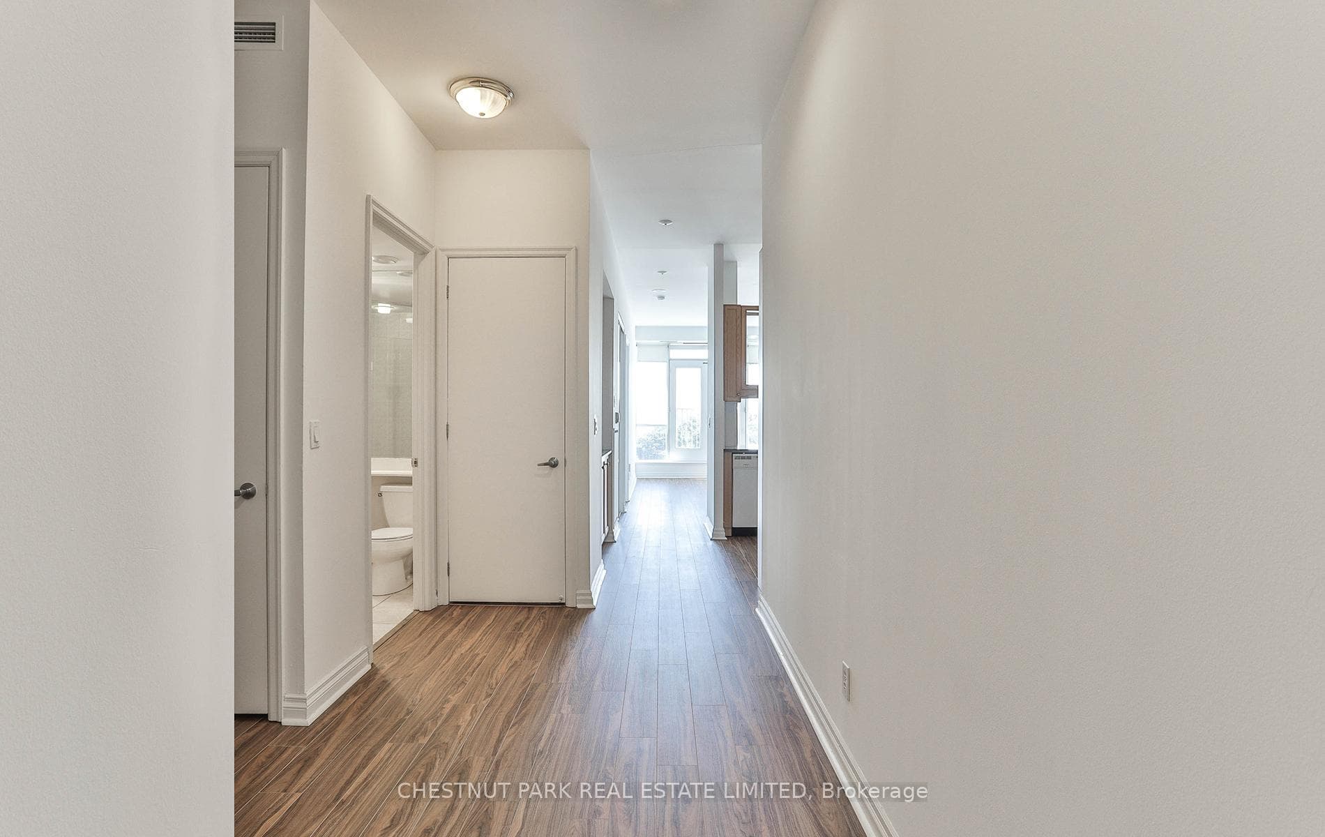 797 Don Mills Road Unit 404 photo 3