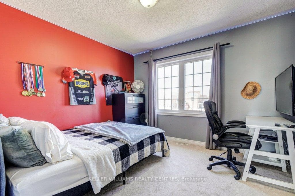88 Albert Street photo 30