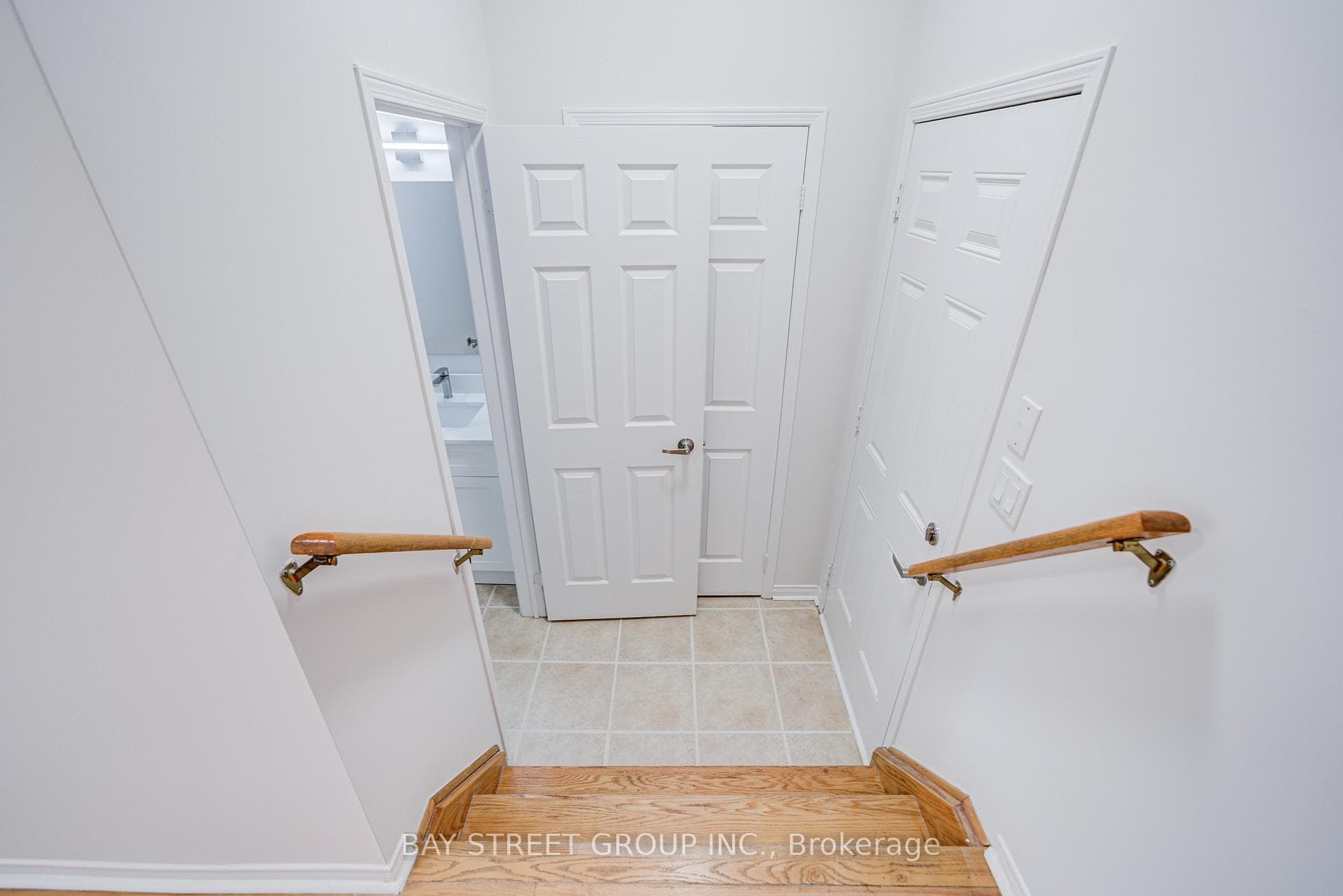 61 Bettina Place photo 11