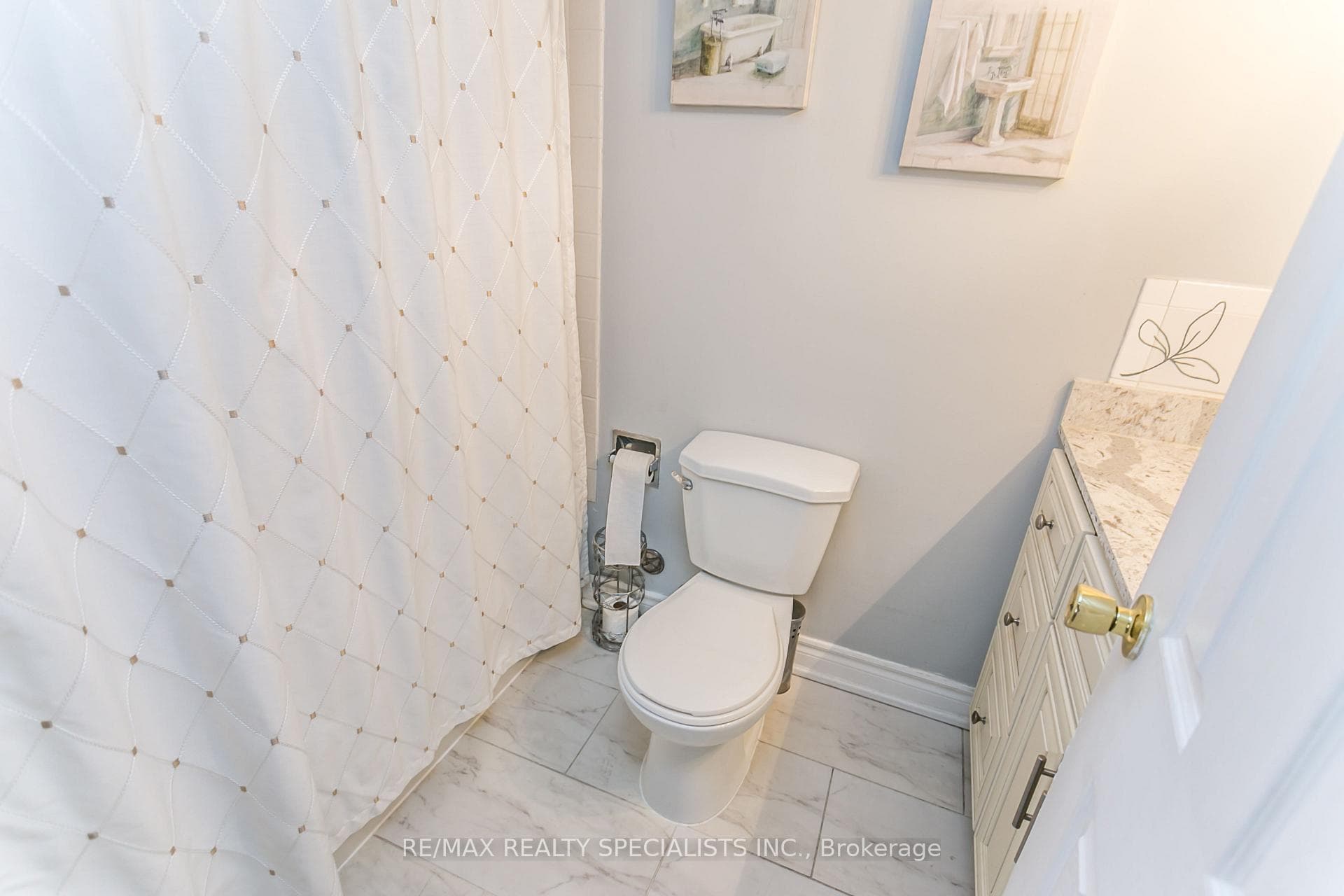 1615 Bloor Street Unit 206 photo 28