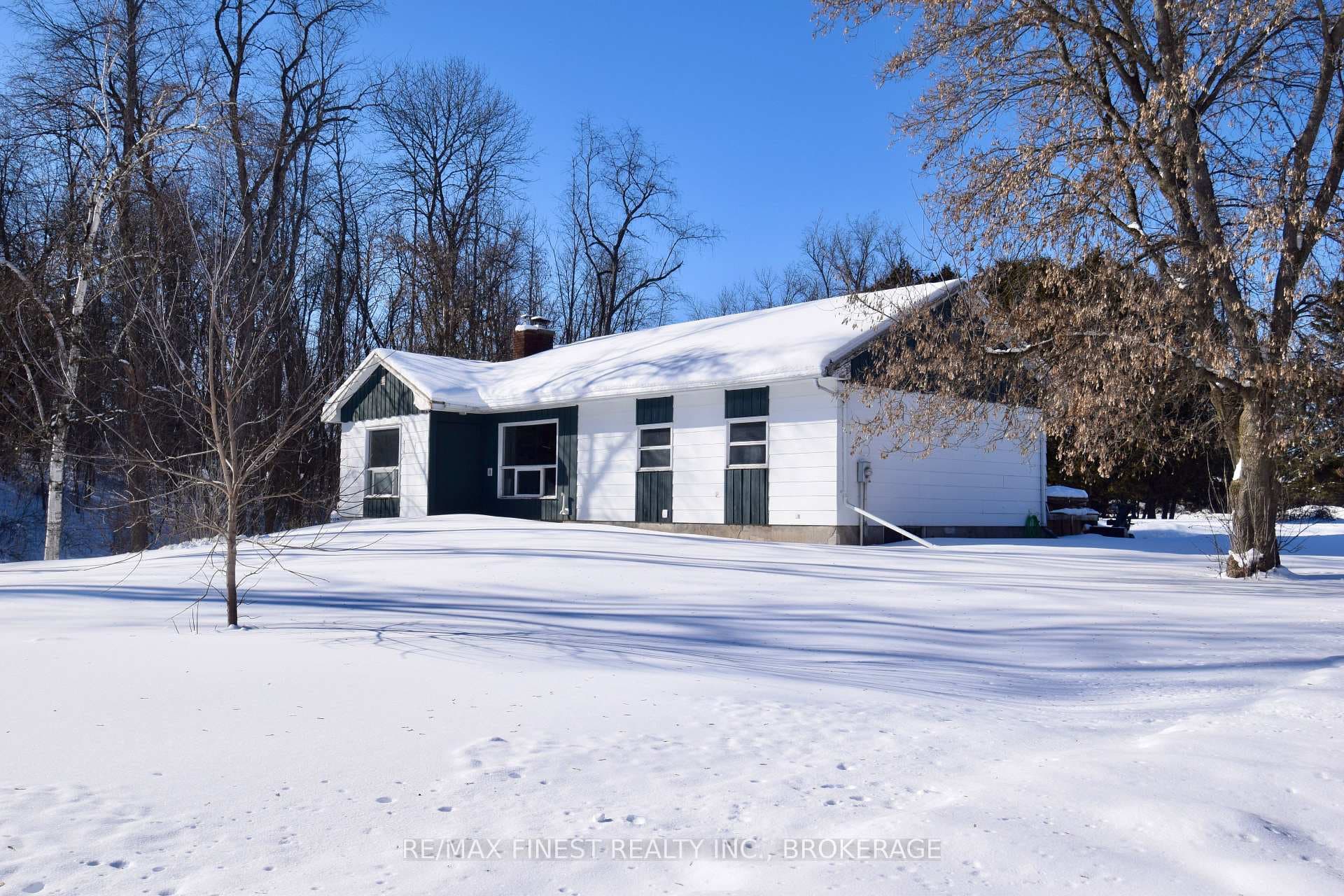 1523 Lake Road photo 1