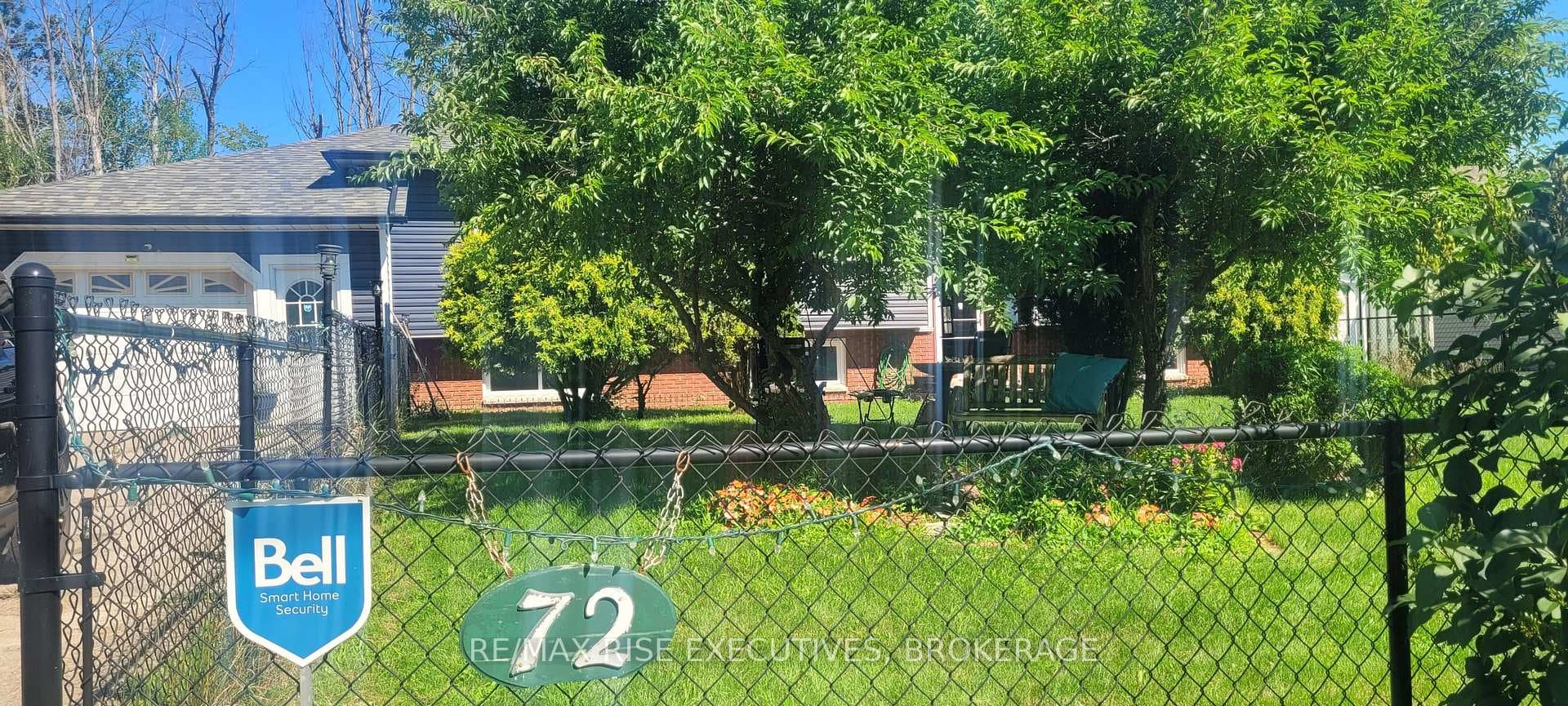 72 Eric Hutcheson Road photo 2