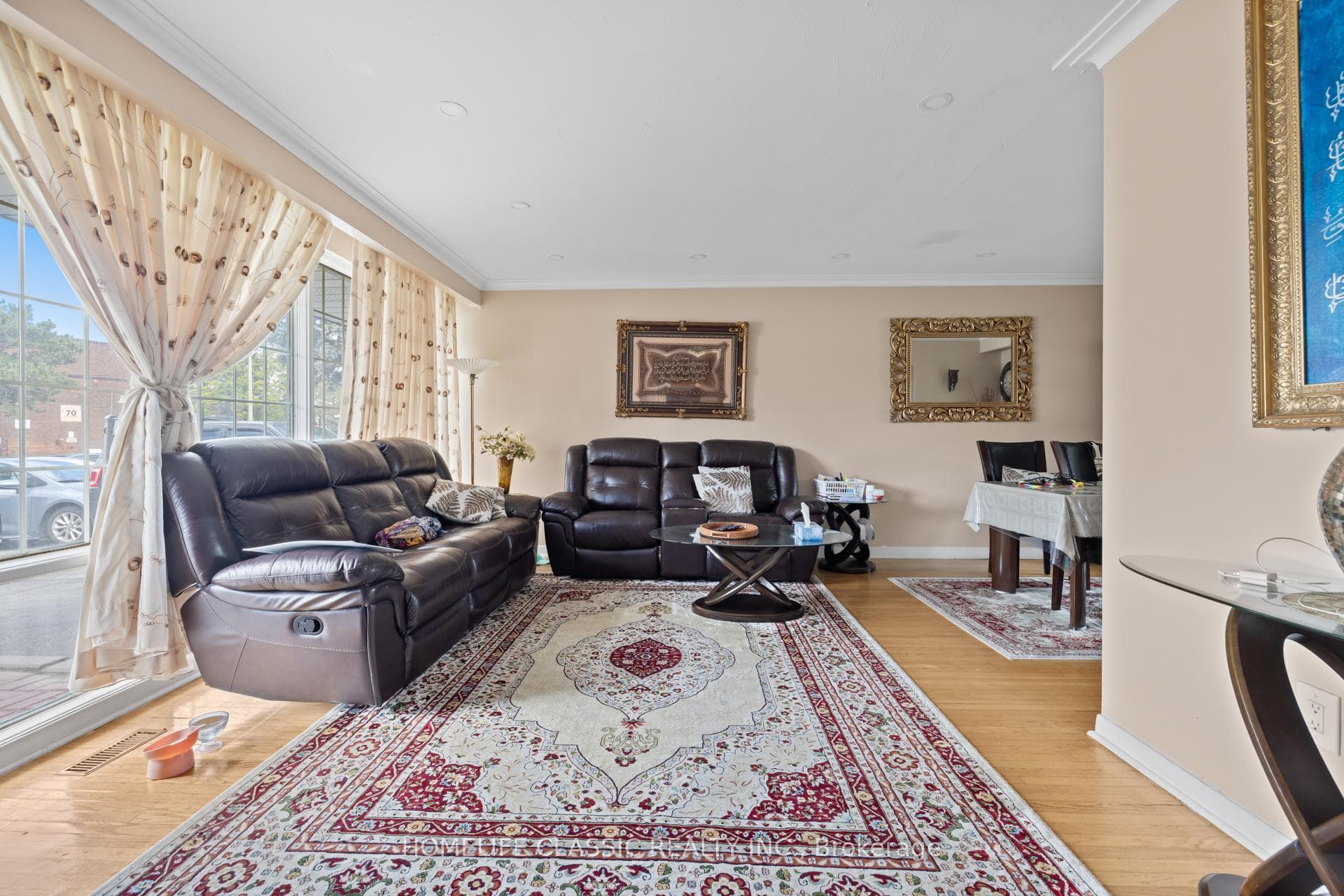 83 John Garland Boulevard photo 3