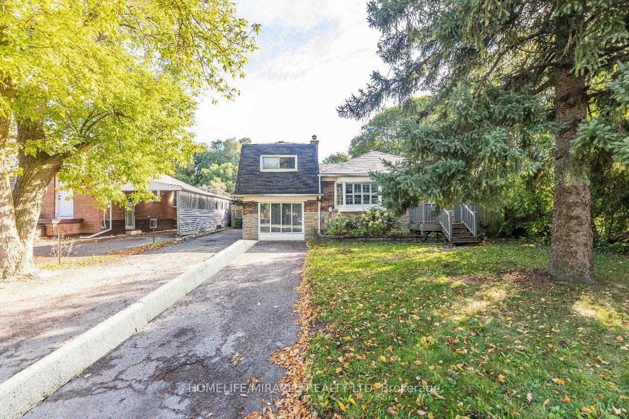 1 Lowell Avenue photo 1