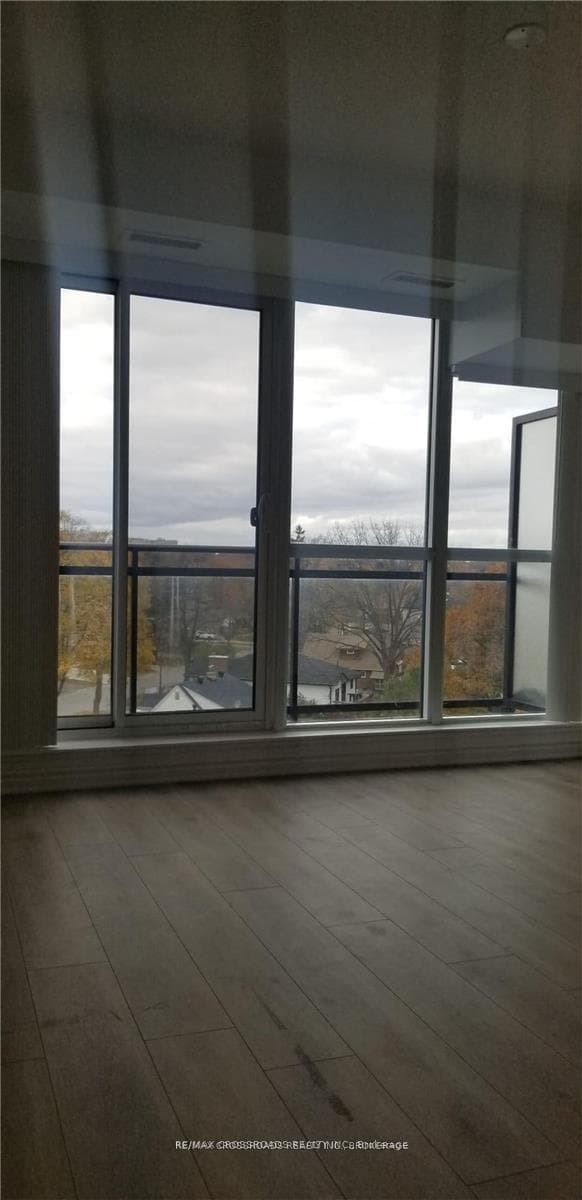1 Falaise Road Unit 606 photo 15