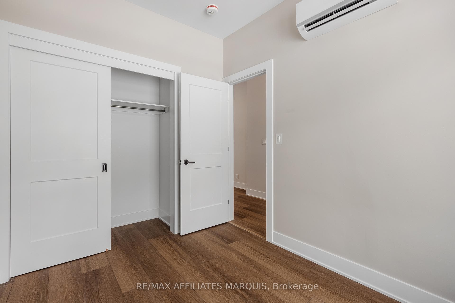 51 Ferrara Drive photo 5