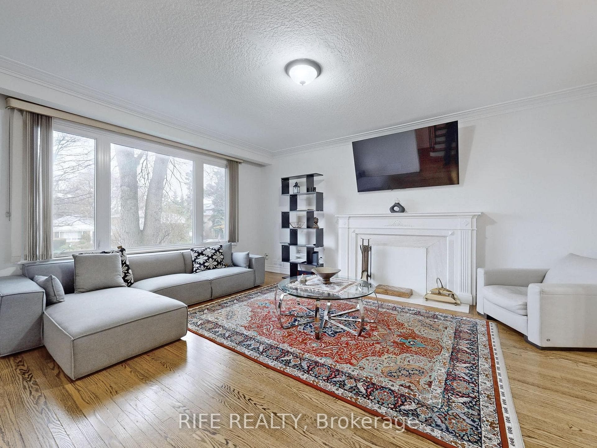68 Fenn Avenue photo 3