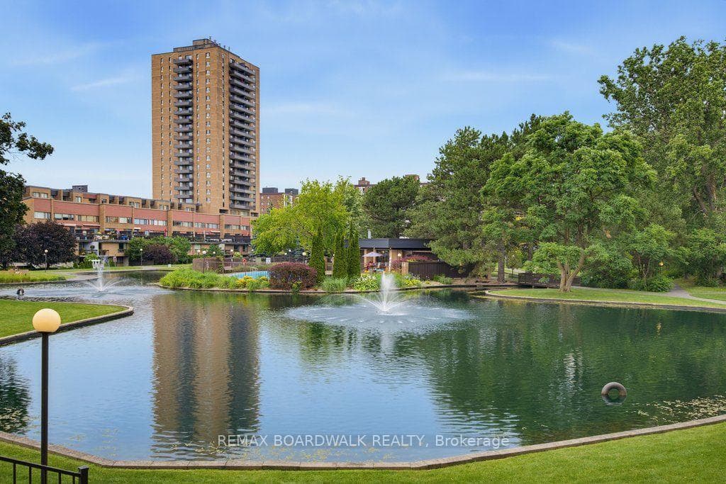 250 Brittany Drive Unit 207 photo 33