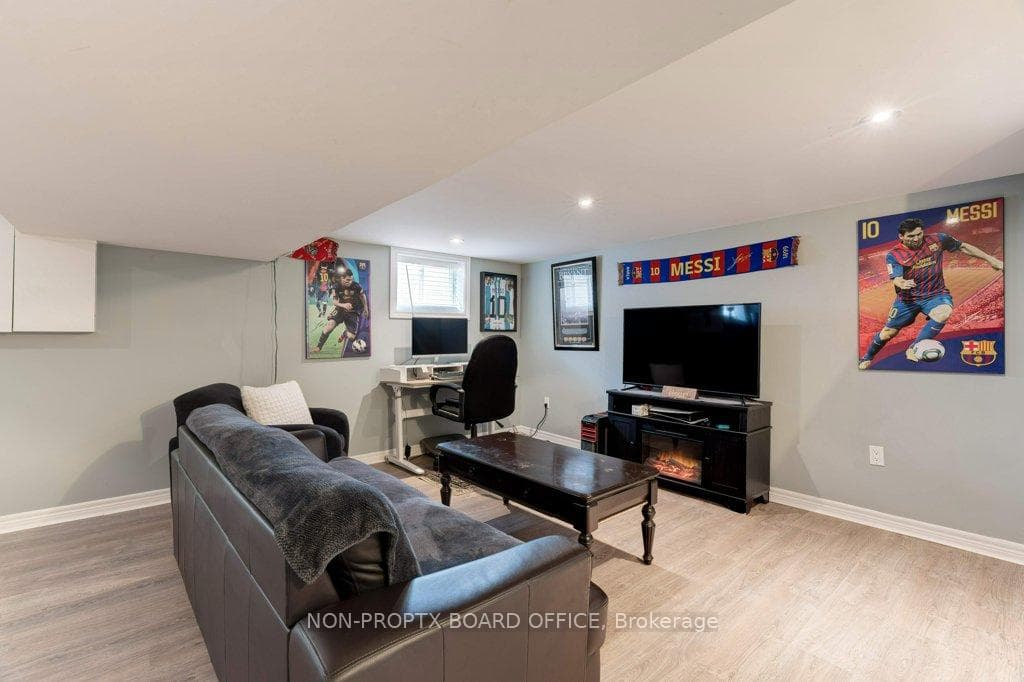 13 Beland Avenue photo 37