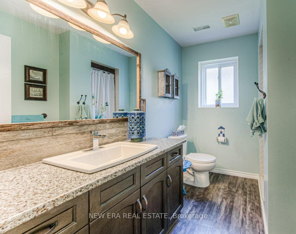 477 Northlake Drive photo 29