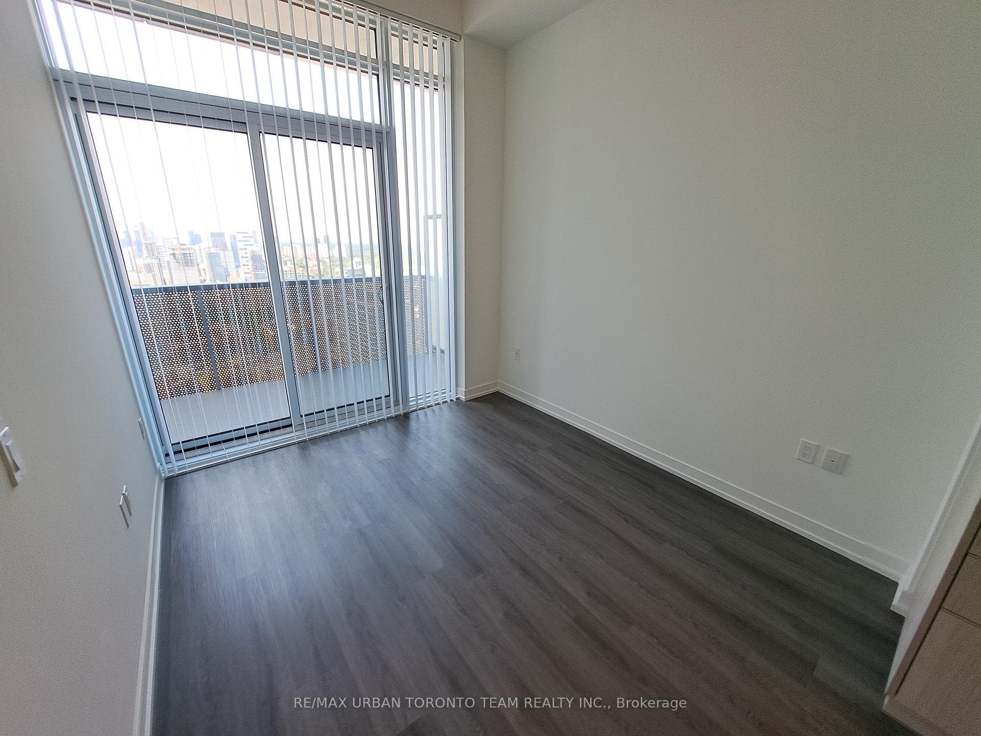 138 Downes Street Unit 4902 photo 5