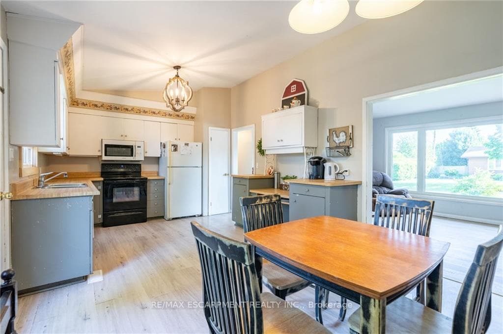 173 Victoria Avenue photo 11