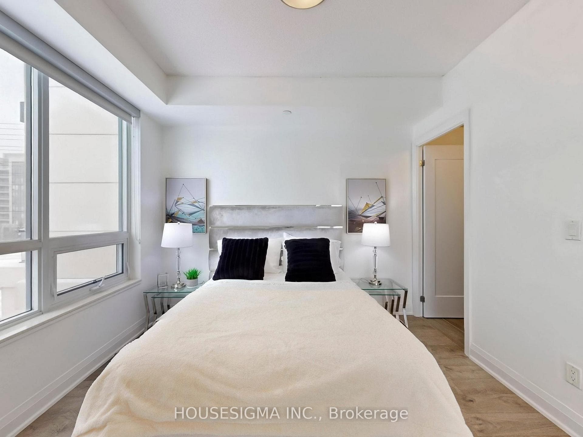 396 Highway 7 Road Unit 302 photo 34
