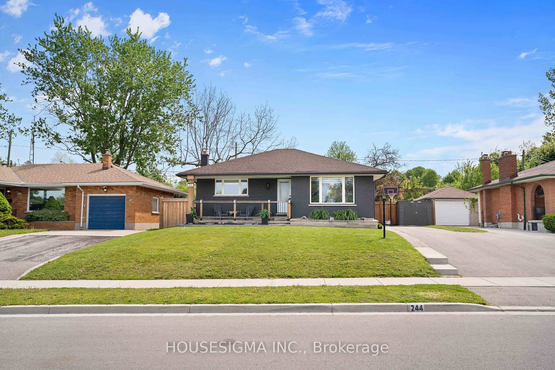 244 Burlington Street photo 3