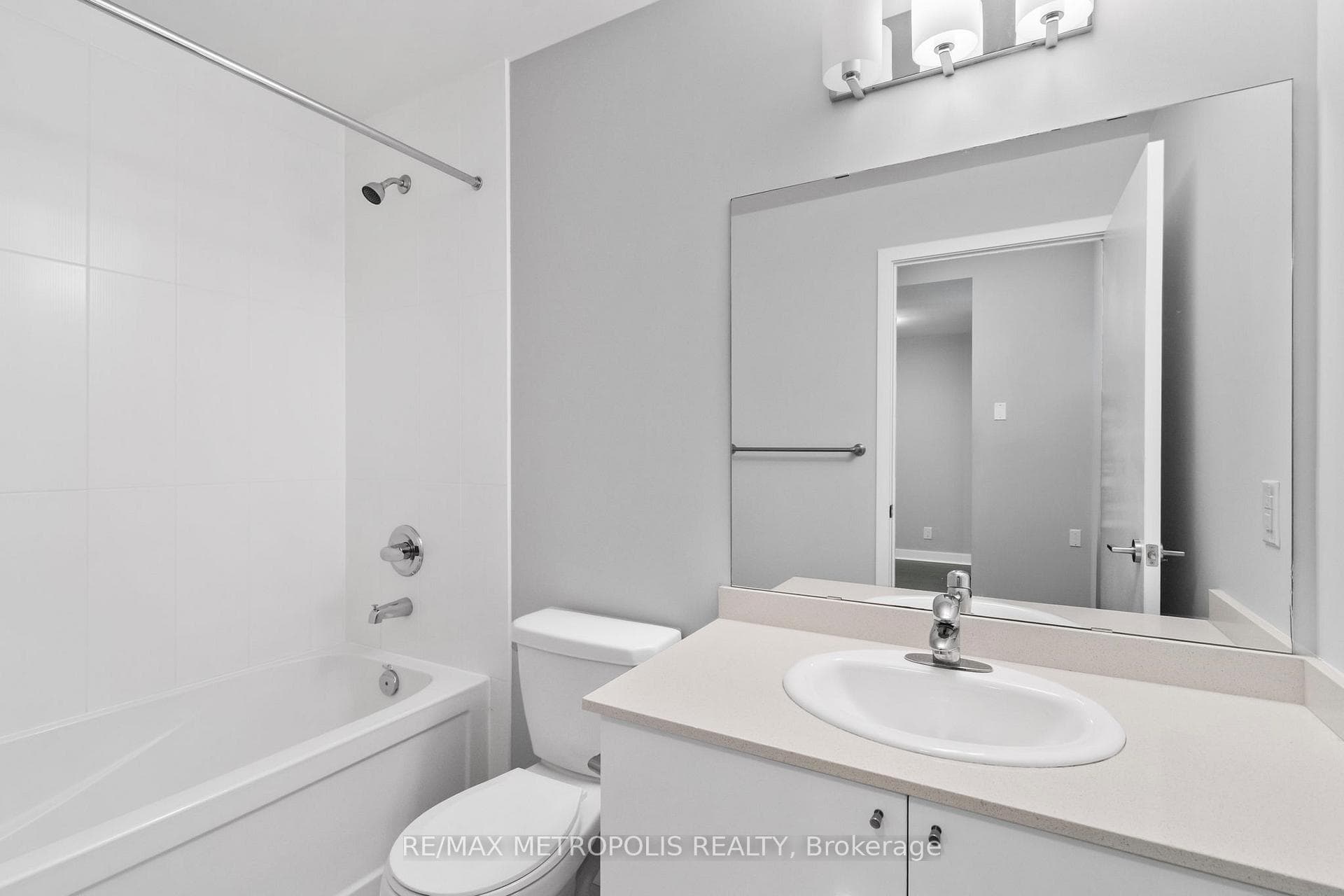 3985 Grand Park Drive Unit 305 photo 15