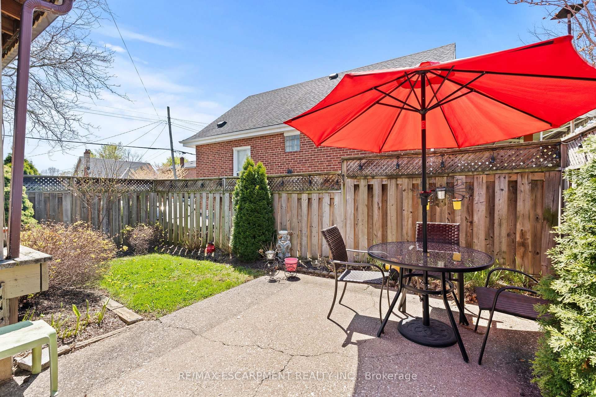 22 Dundonald Avenue photo 42