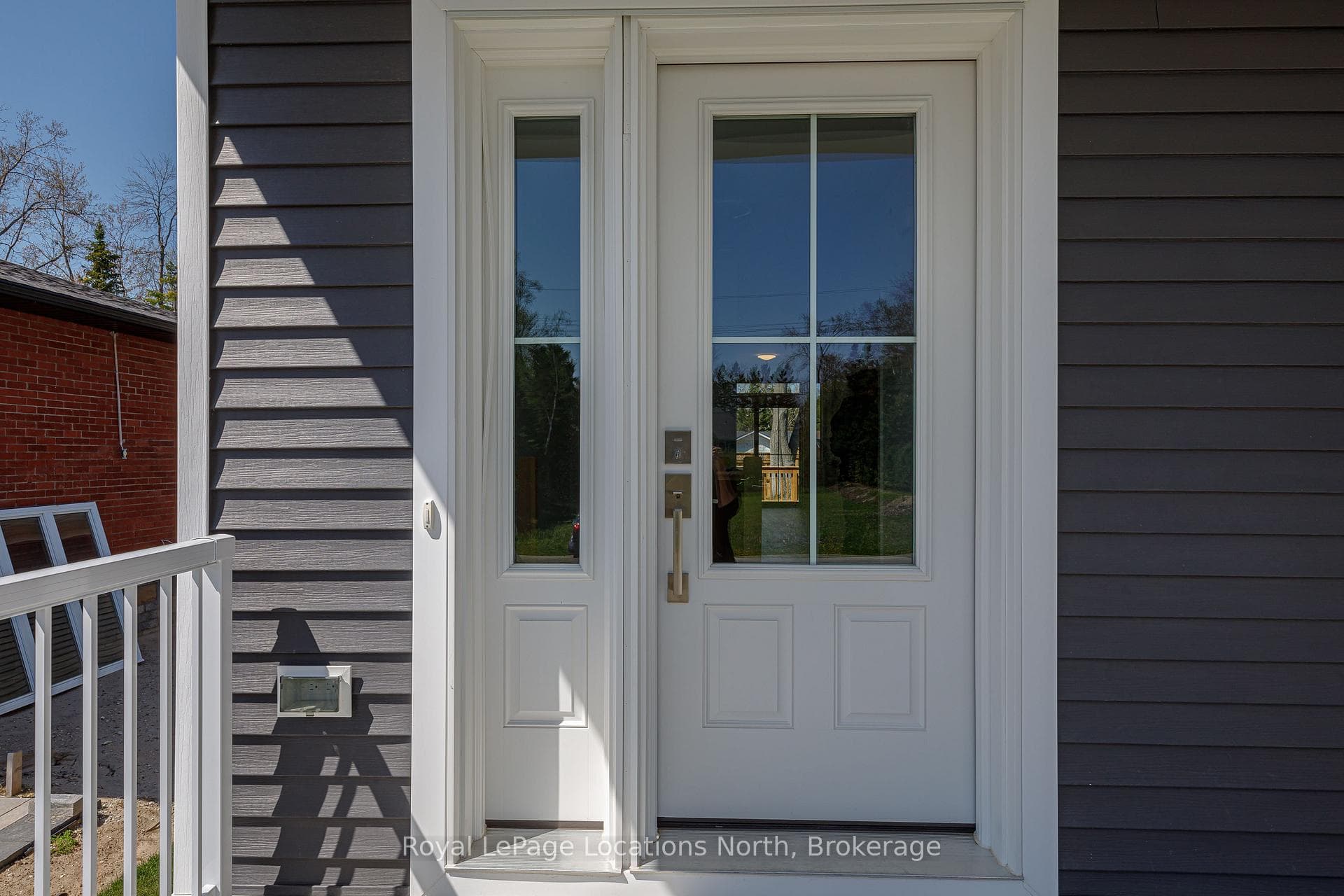 64 52nd Street photo 10