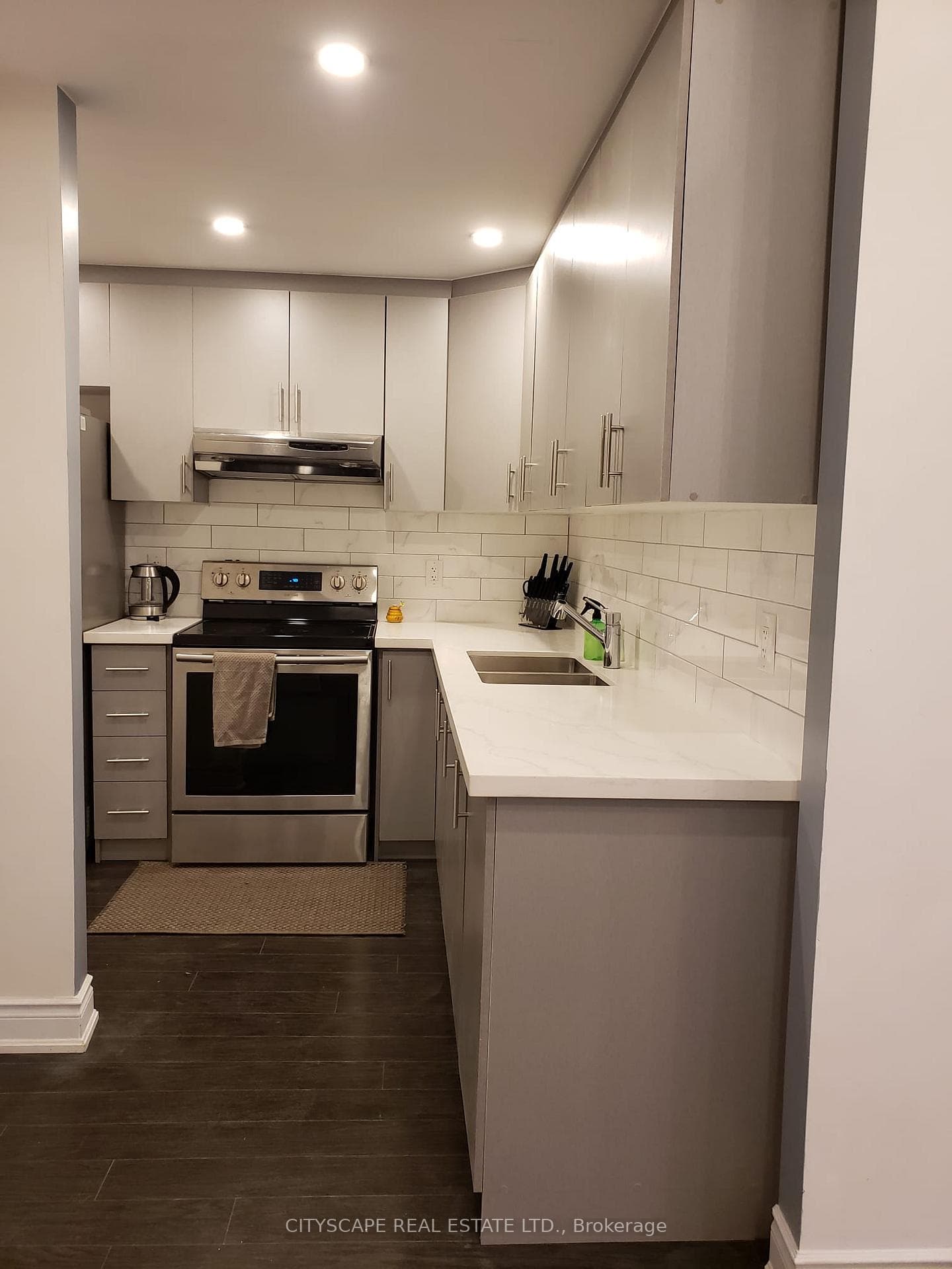 60 Souter Drive Unit Bsmt photo 8
