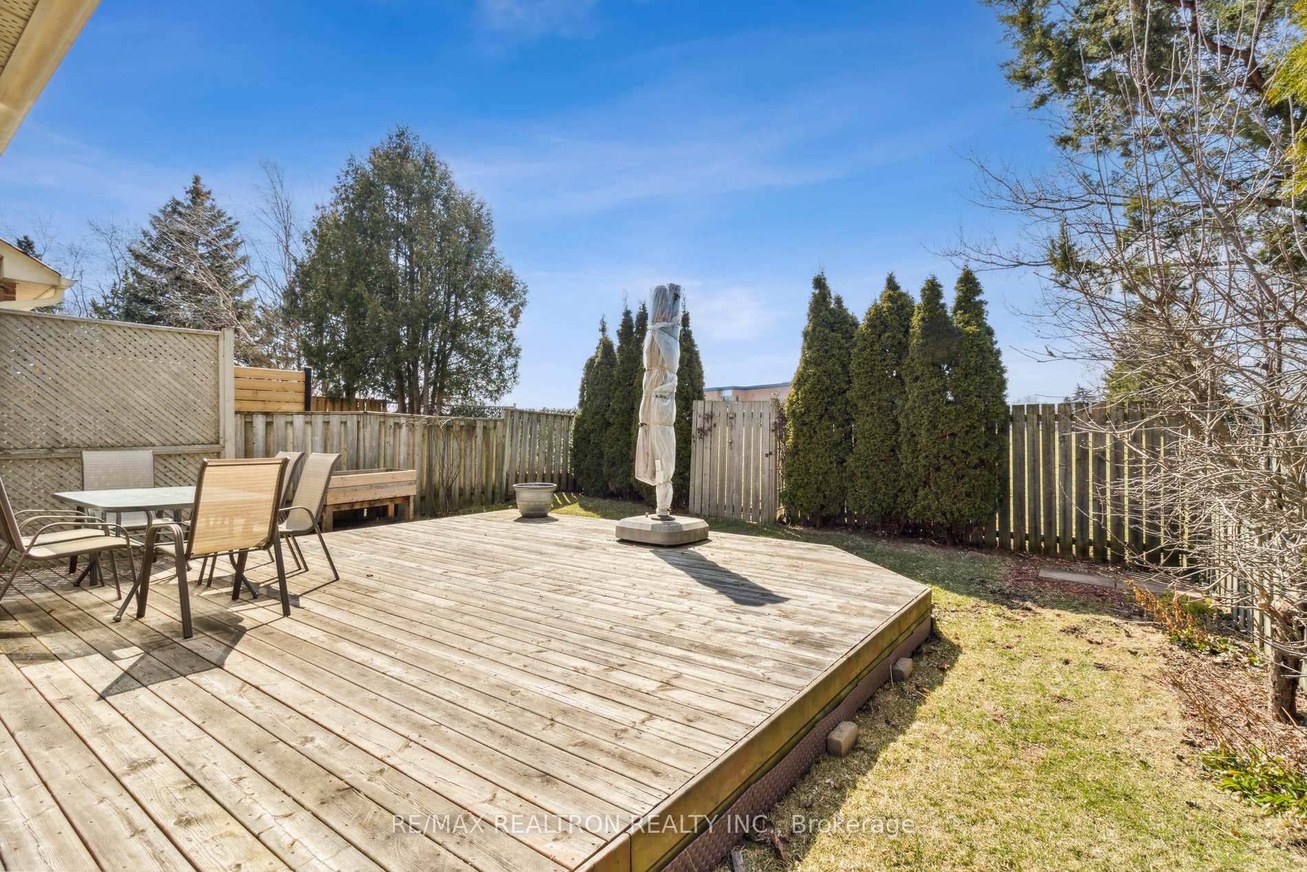 124 Walton Drive photo 37