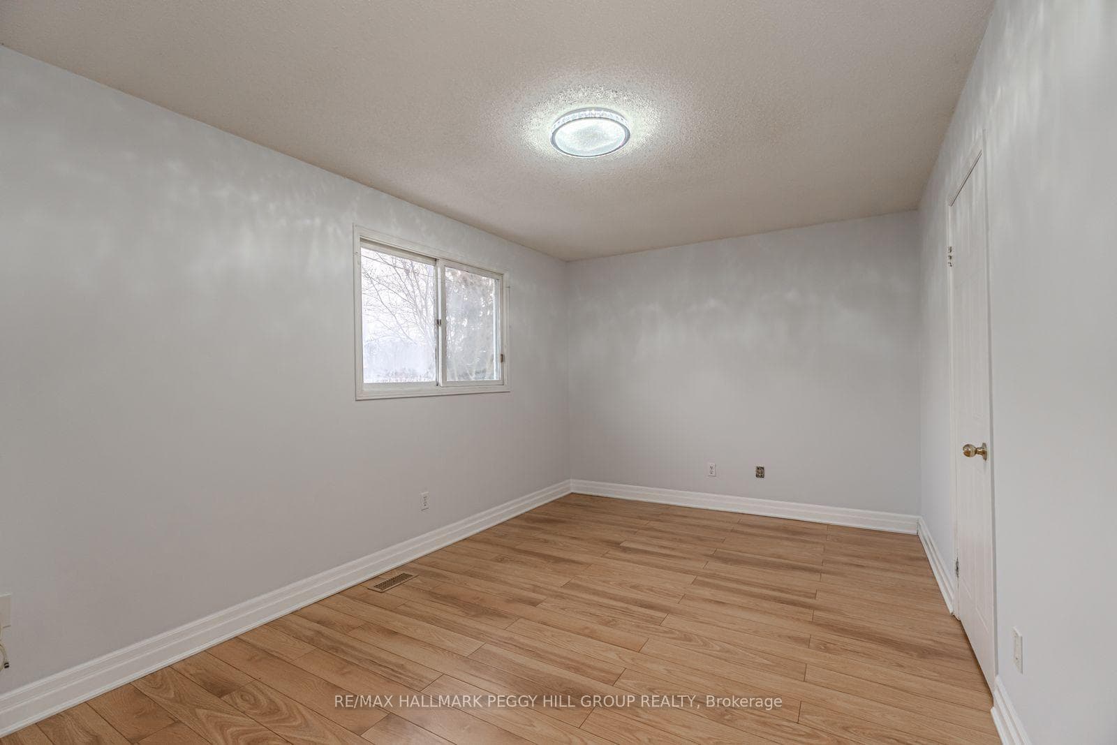 111 Garden Drive photo 5