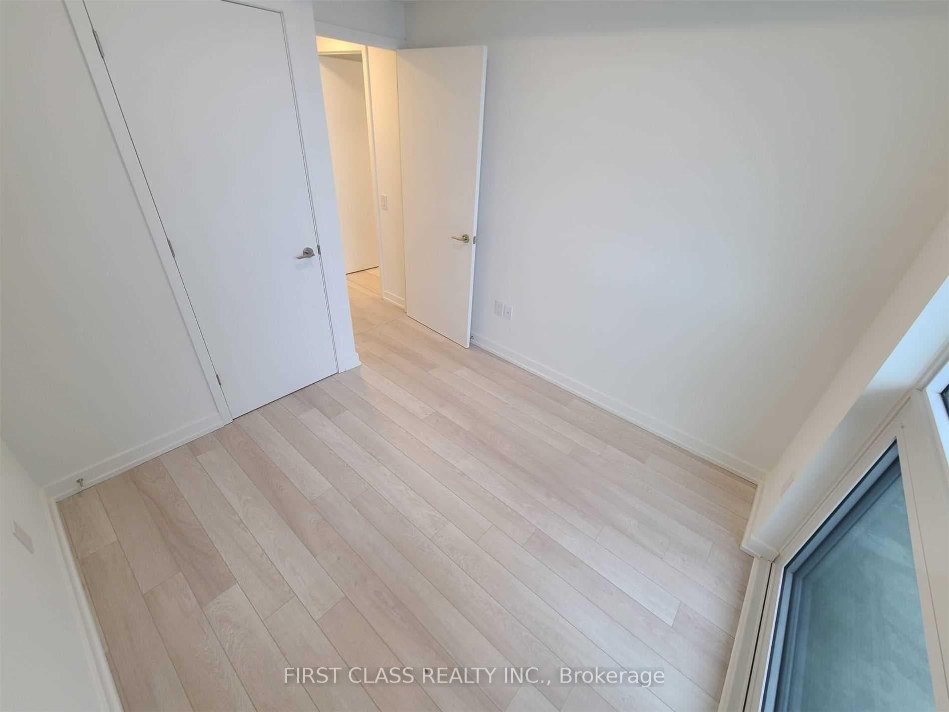 39 Roehampton Avenue Unit 2709 photo 7