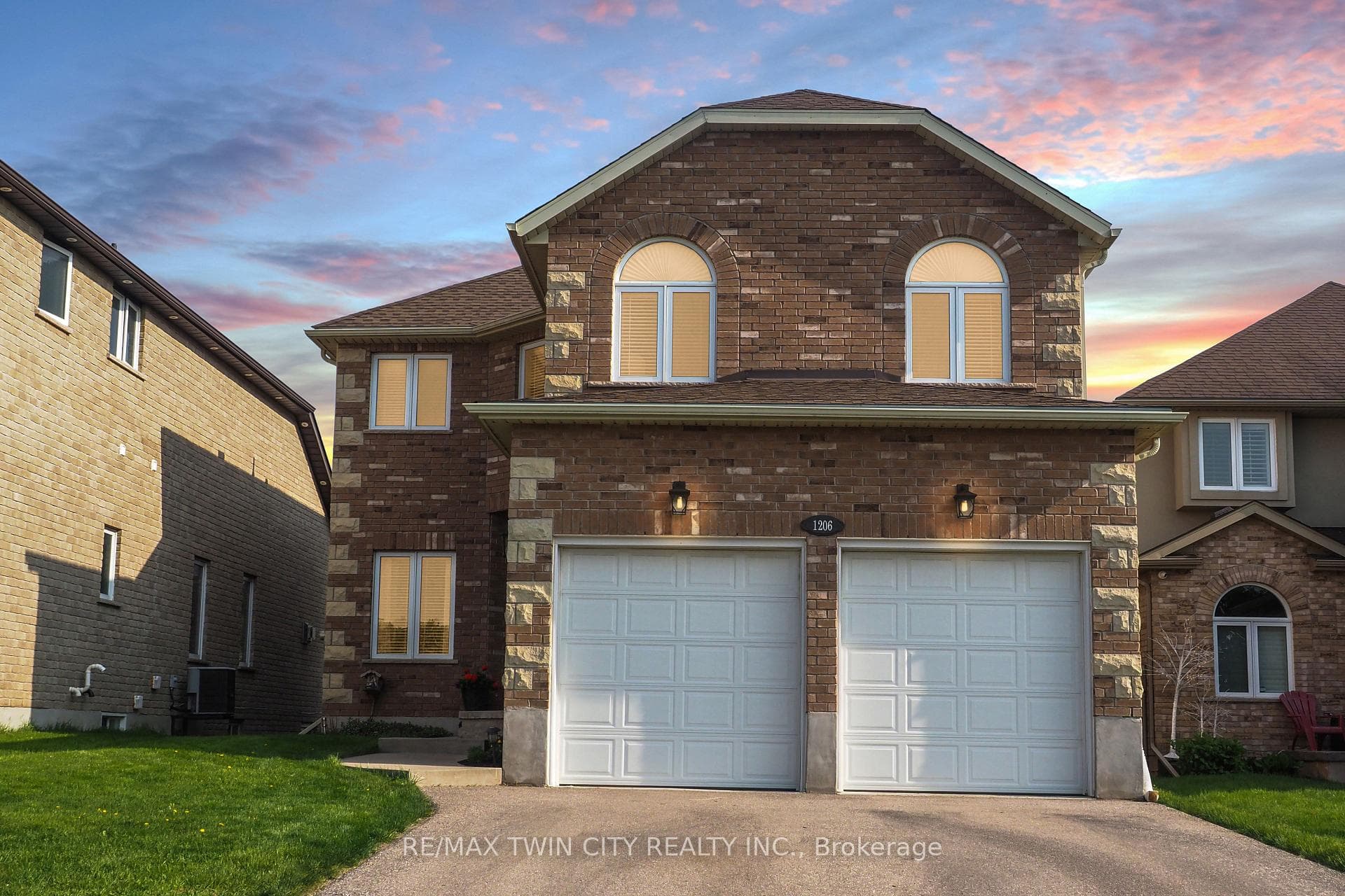 1206 Dunbar Road photo 1