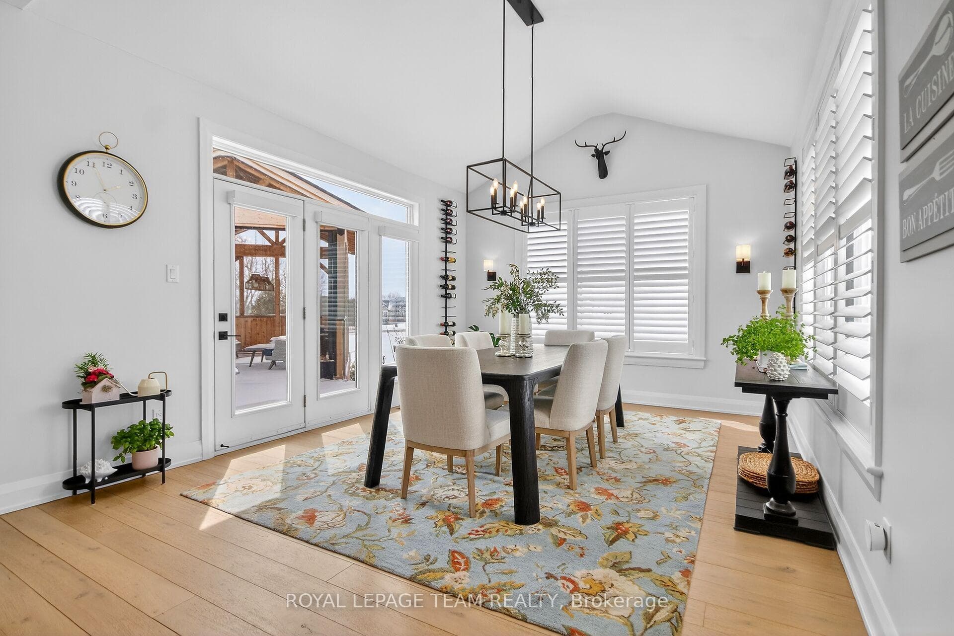 212 Kaswit Drive photo 17
