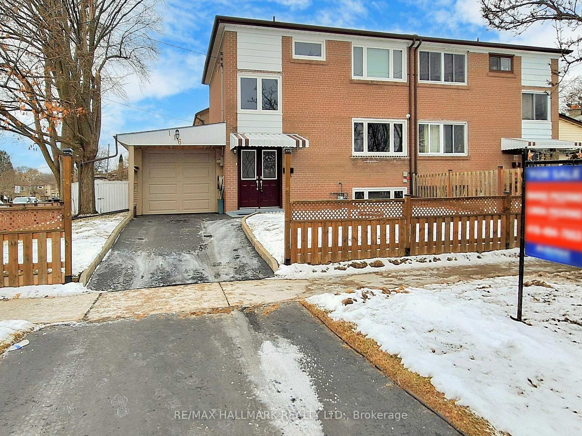 116 Overture Road photo 1
