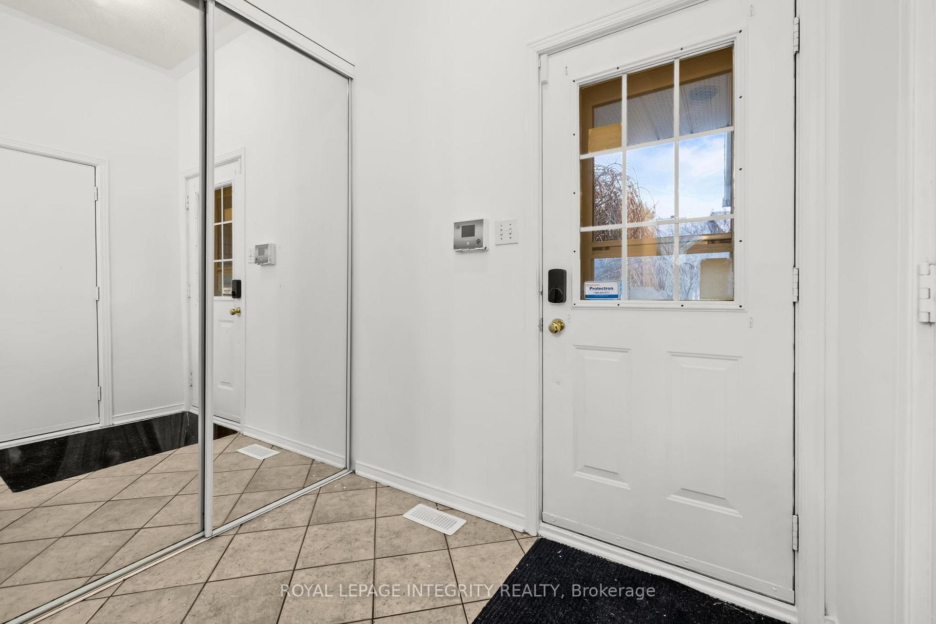 6383 Sablewood Place photo 3