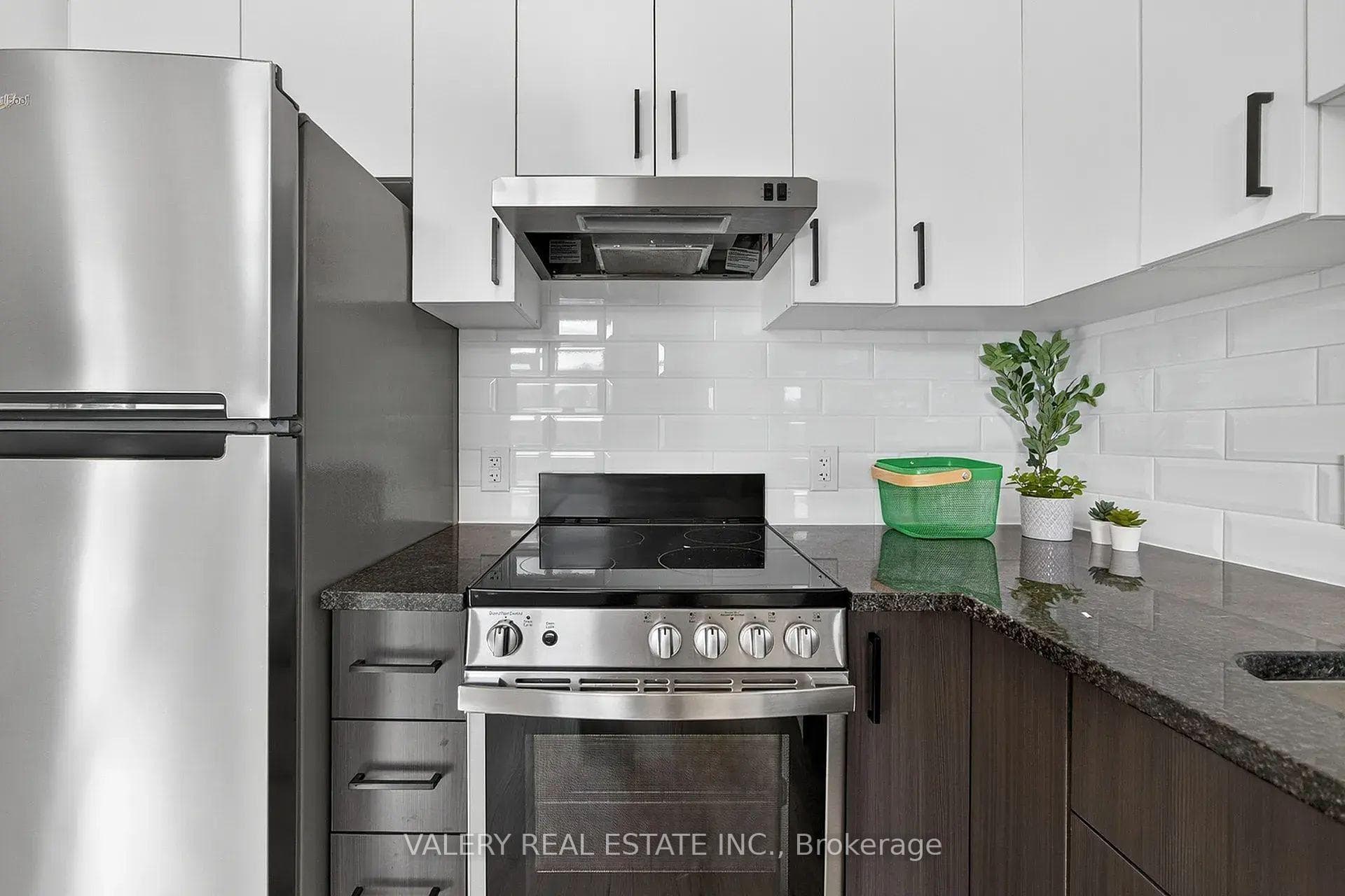 308 King Street Unit 616 photo 5
