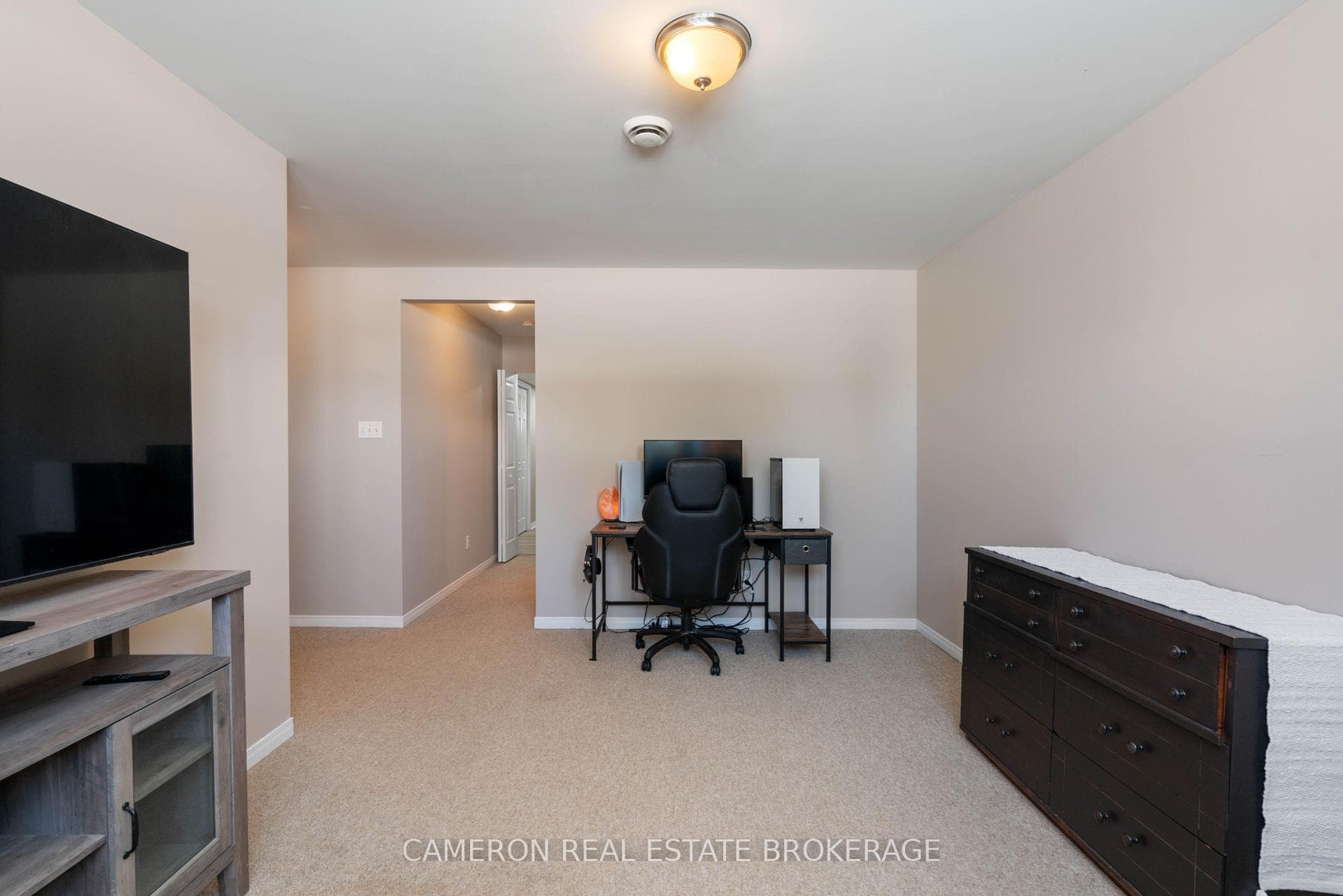 3215 Johnston Avenue photo 17