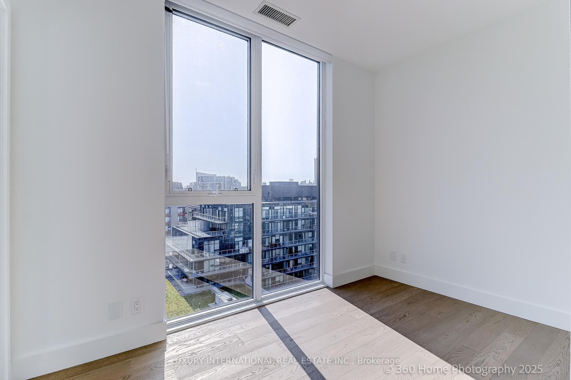 6 Greenbriar Road Unit 1010 photo 18