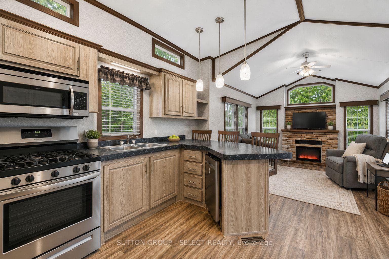 8685 Rock Glen Road Unit 404 photo 16