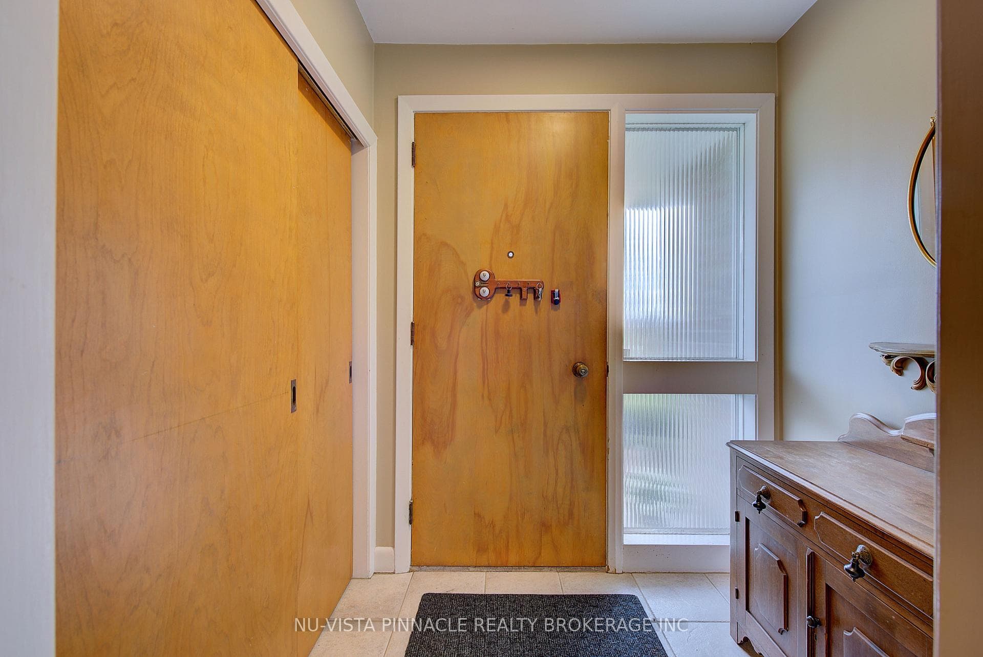 21752 Richmond Street photo 6