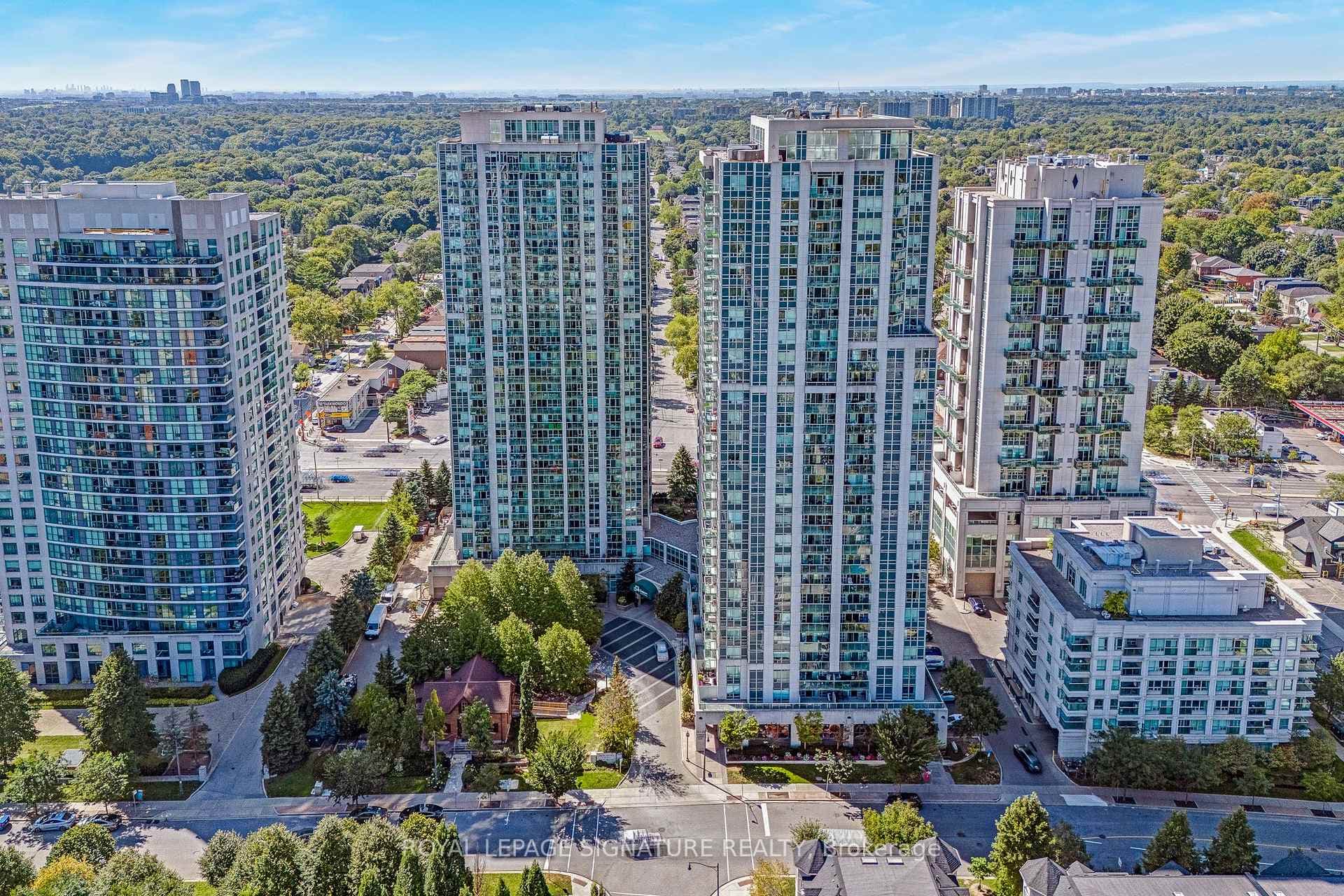 18 Harrison Garden Boulevard Unit 806 photo 26