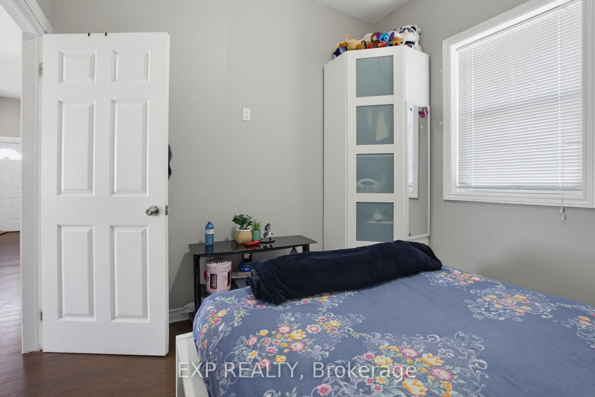 121 Mount Pleasant Avenue photo 15