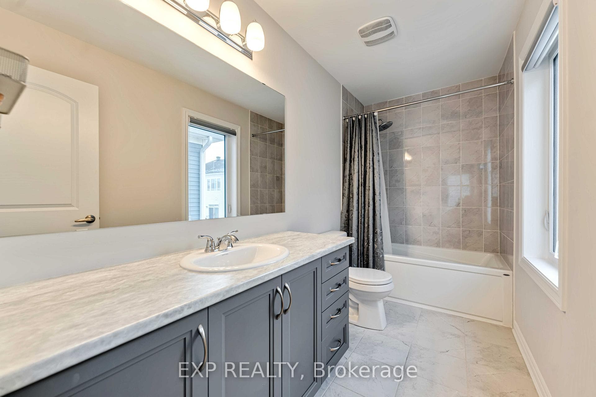 170 Aubrais Crescent photo 25