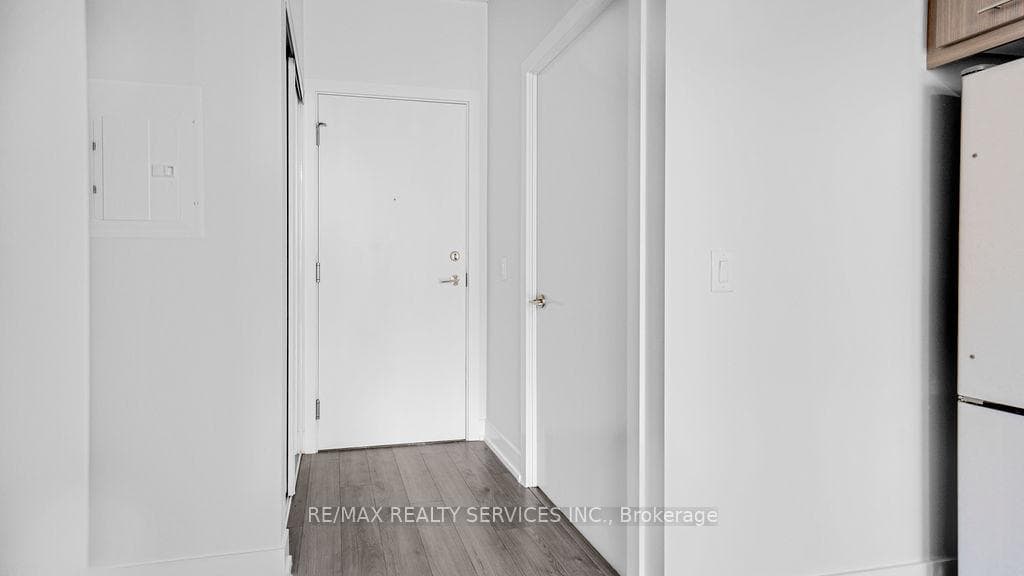 170 Chiltern Hill Road Unit 202 photo 5