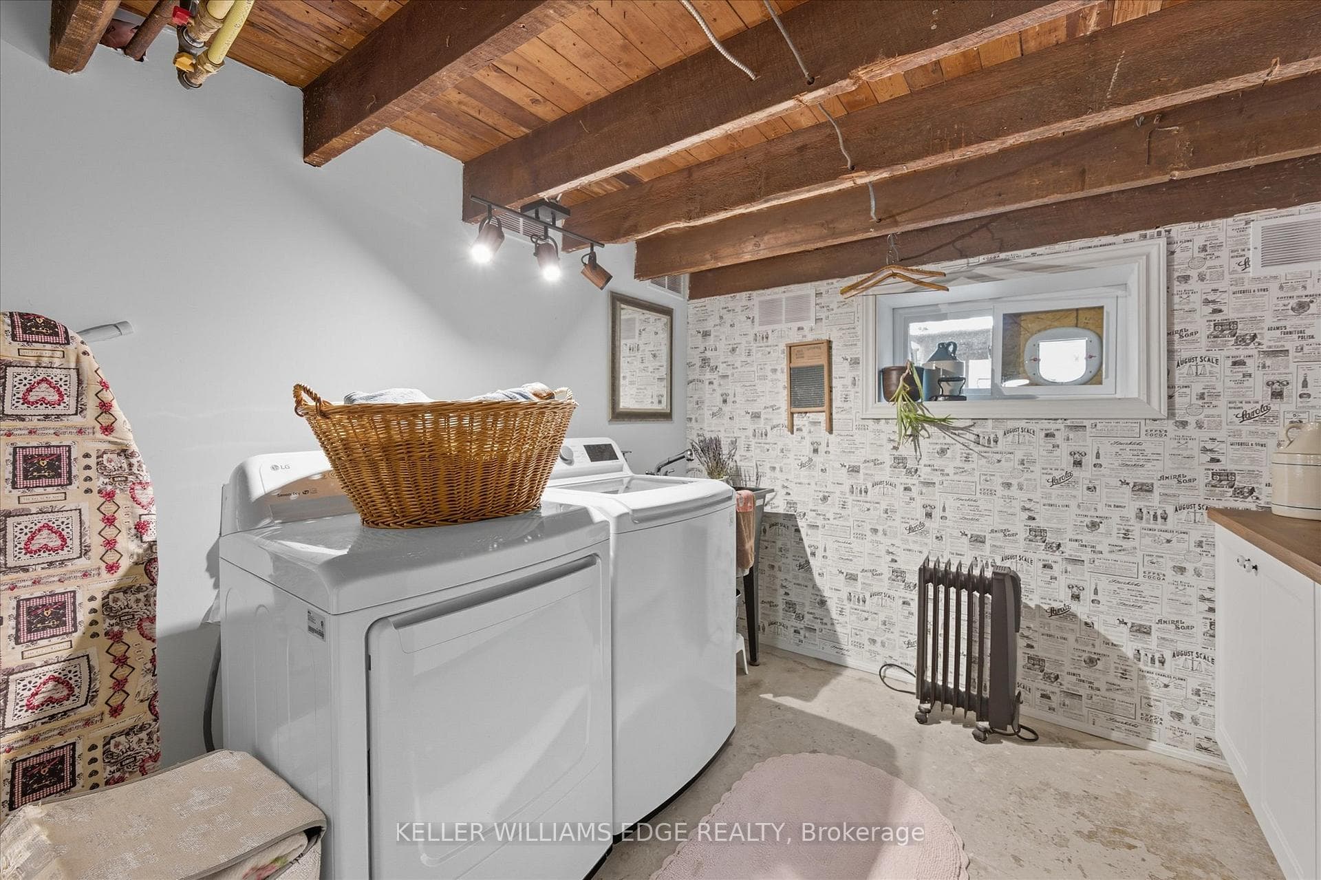 163 Grosvenor Avenue photo 28
