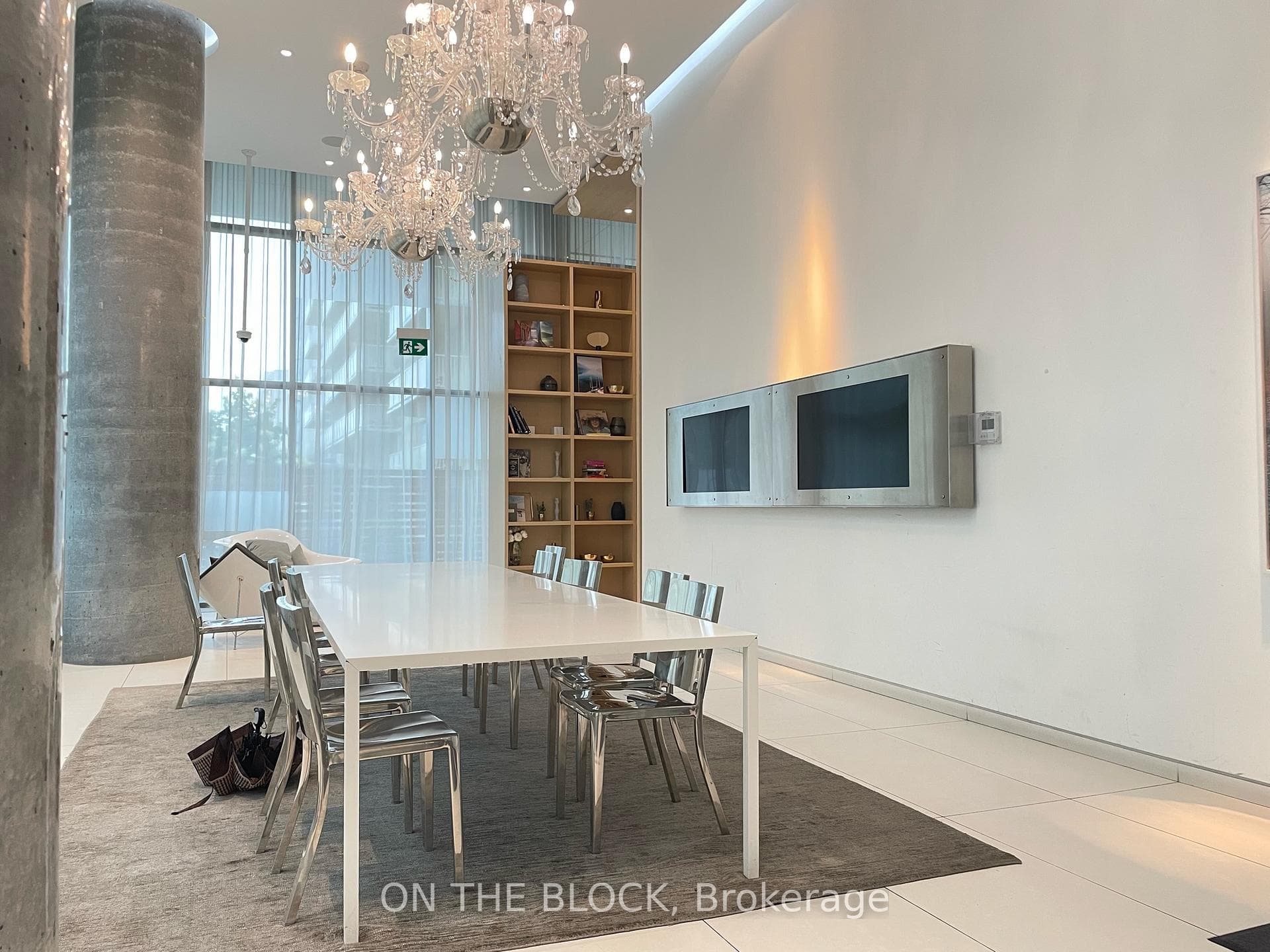 185 Roehampton Avenue Unit 509 photo 23