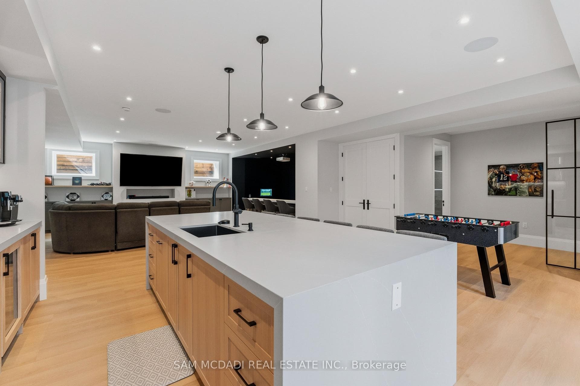 899 Danforth Place photo 42