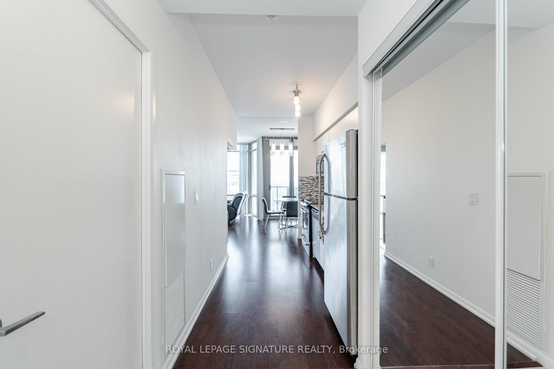 832 Bay Street Unit 3307 photo 5