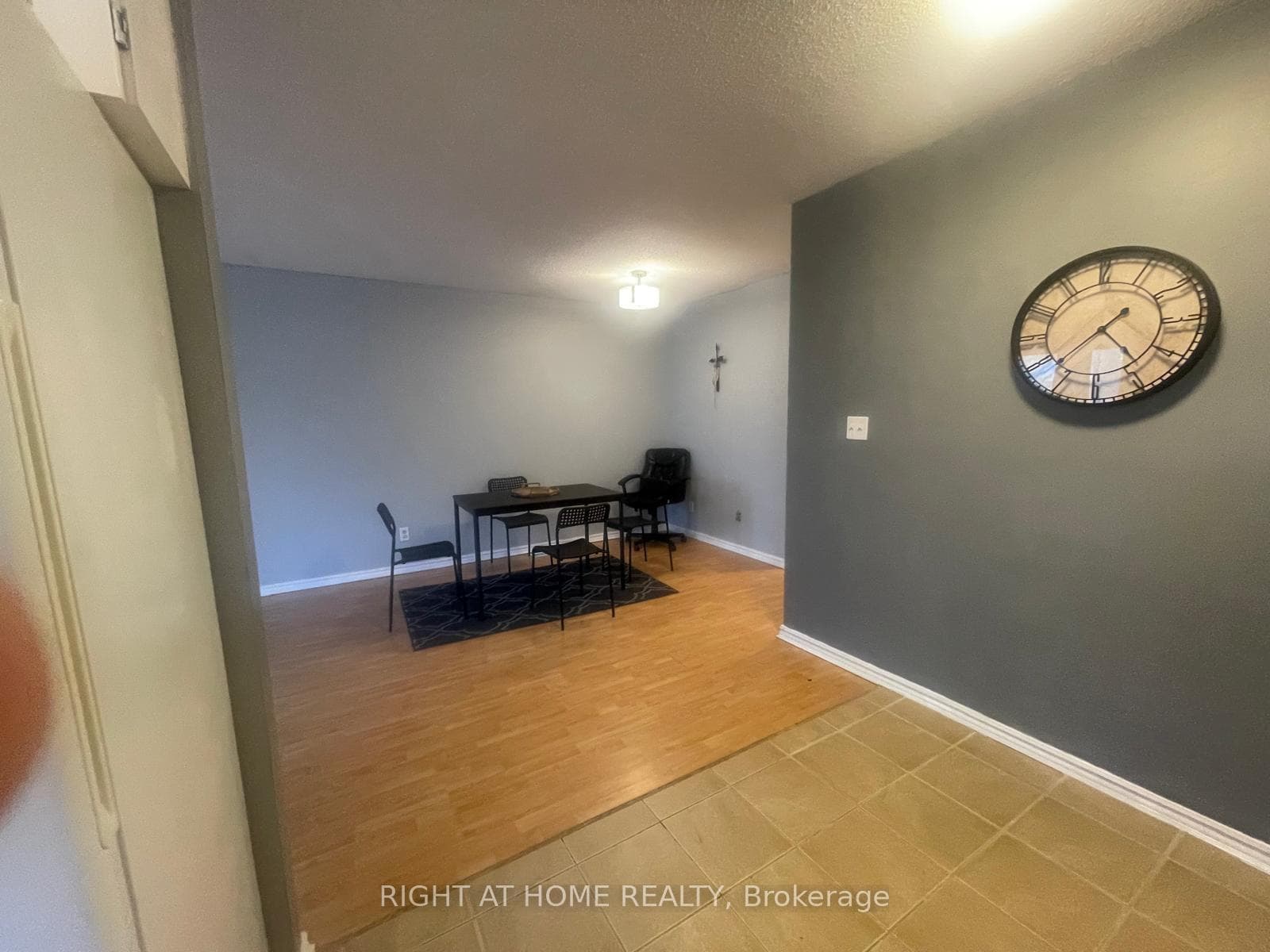 135 Northgate Drive photo 9