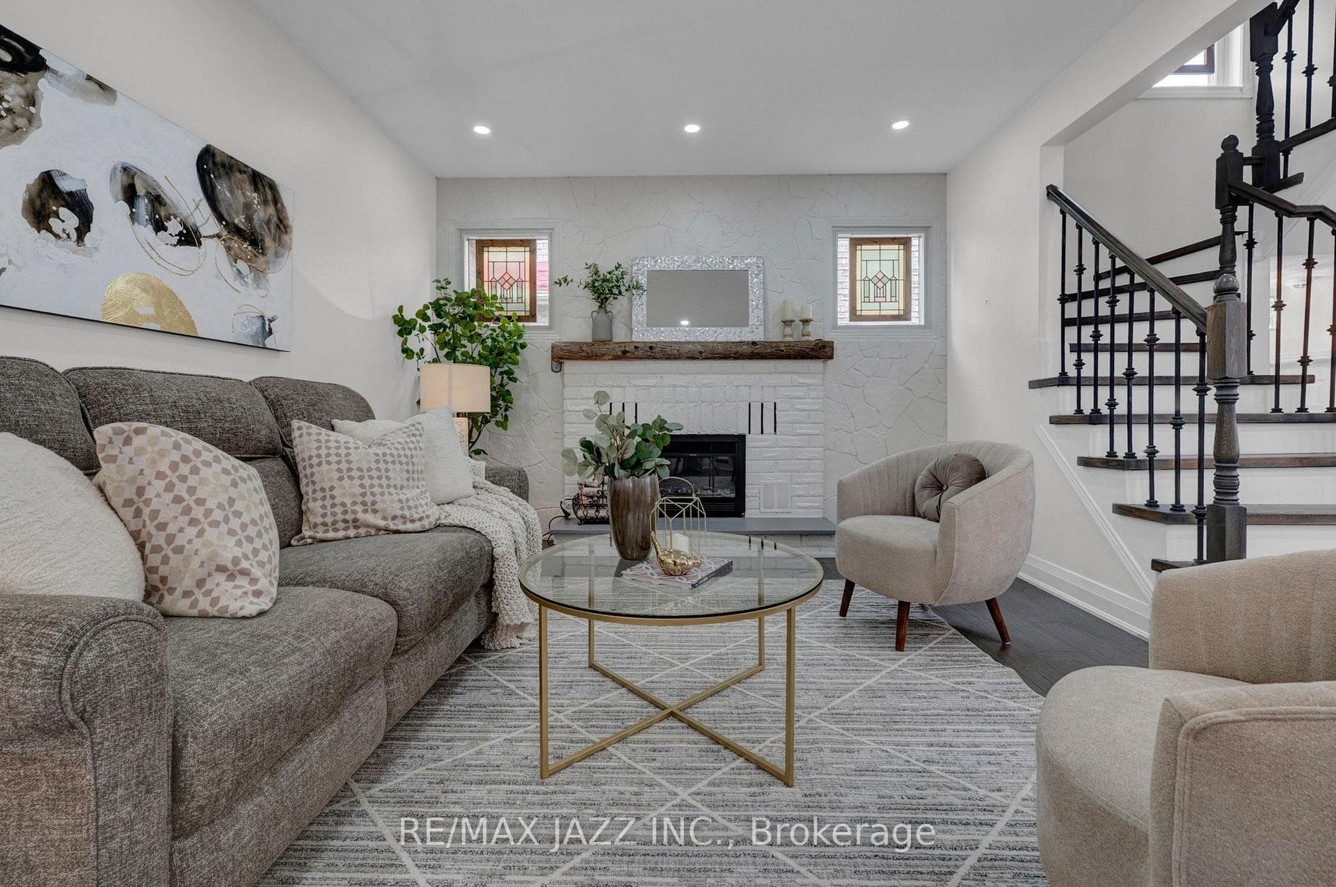 15 Stockbridge Crescent photo 5